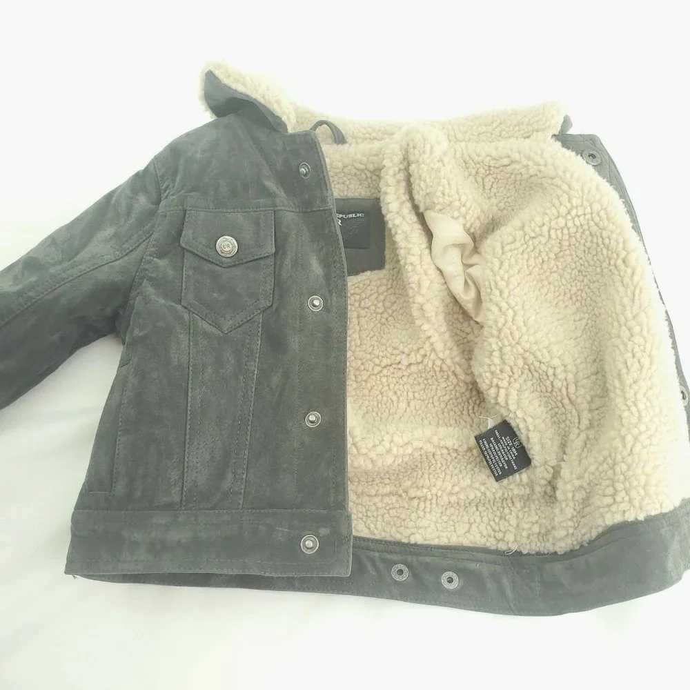Urban Republic Boys Gray Flap Pockets Snap Buttons Winter Coat Size 18 Months